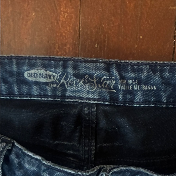 Old Navy Rockstar Mid Rise 18 Regular - Picture 2 of 4